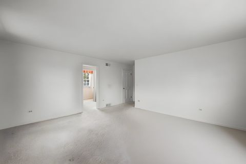 Tiny photo for 1402 N Harvard Avenue, Arlington Heights, IL 60004 (MLS # 12616510)