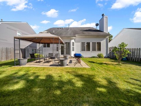 Tiny photo for 2521 WATERFORD Lane, Lake In The Hills, IL 60156 (MLS # 12500437)