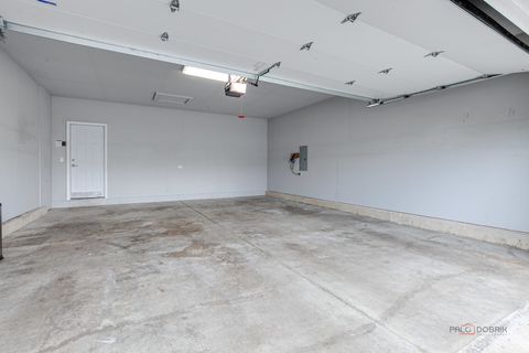 Tiny photo for 2982 Ravinia Circle, Mundelein, IL 60060 (MLS # 12418126)