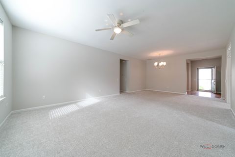 Tiny photo for 2982 Ravinia Circle, Mundelein, IL 60060 (MLS # 12418126)