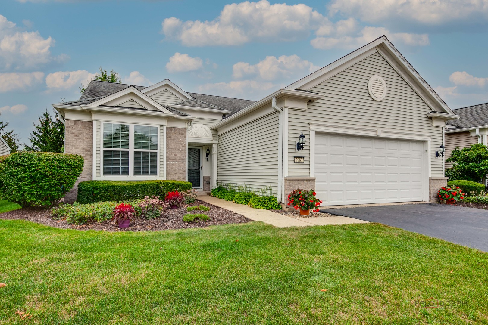 2982 Ravinia Circle
