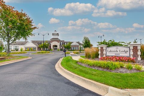 Tiny photo for 2982 Ravinia Circle, Mundelein, IL 60060 (MLS # 12418126)