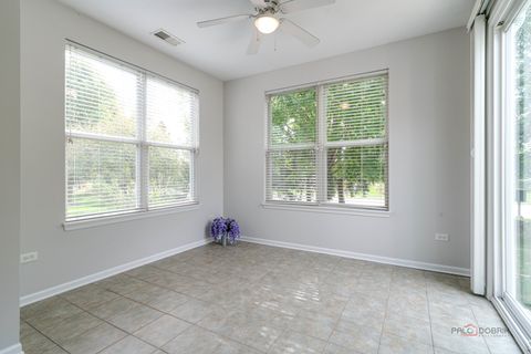 Tiny photo for 2982 Ravinia Circle, Mundelein, IL 60060 (MLS # 12418126)
