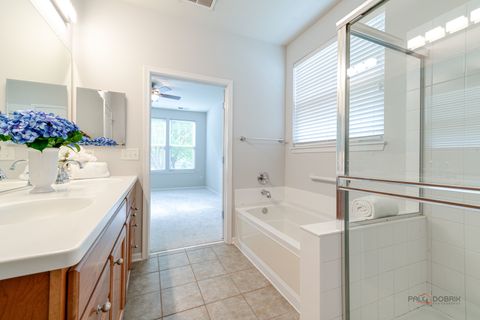 Tiny photo for 2982 Ravinia Circle, Mundelein, IL 60060 (MLS # 12418126)