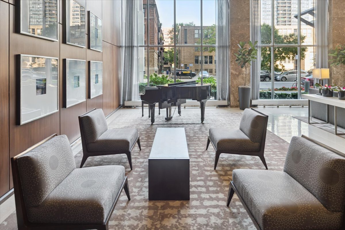 655 W Irving Park Road 2503