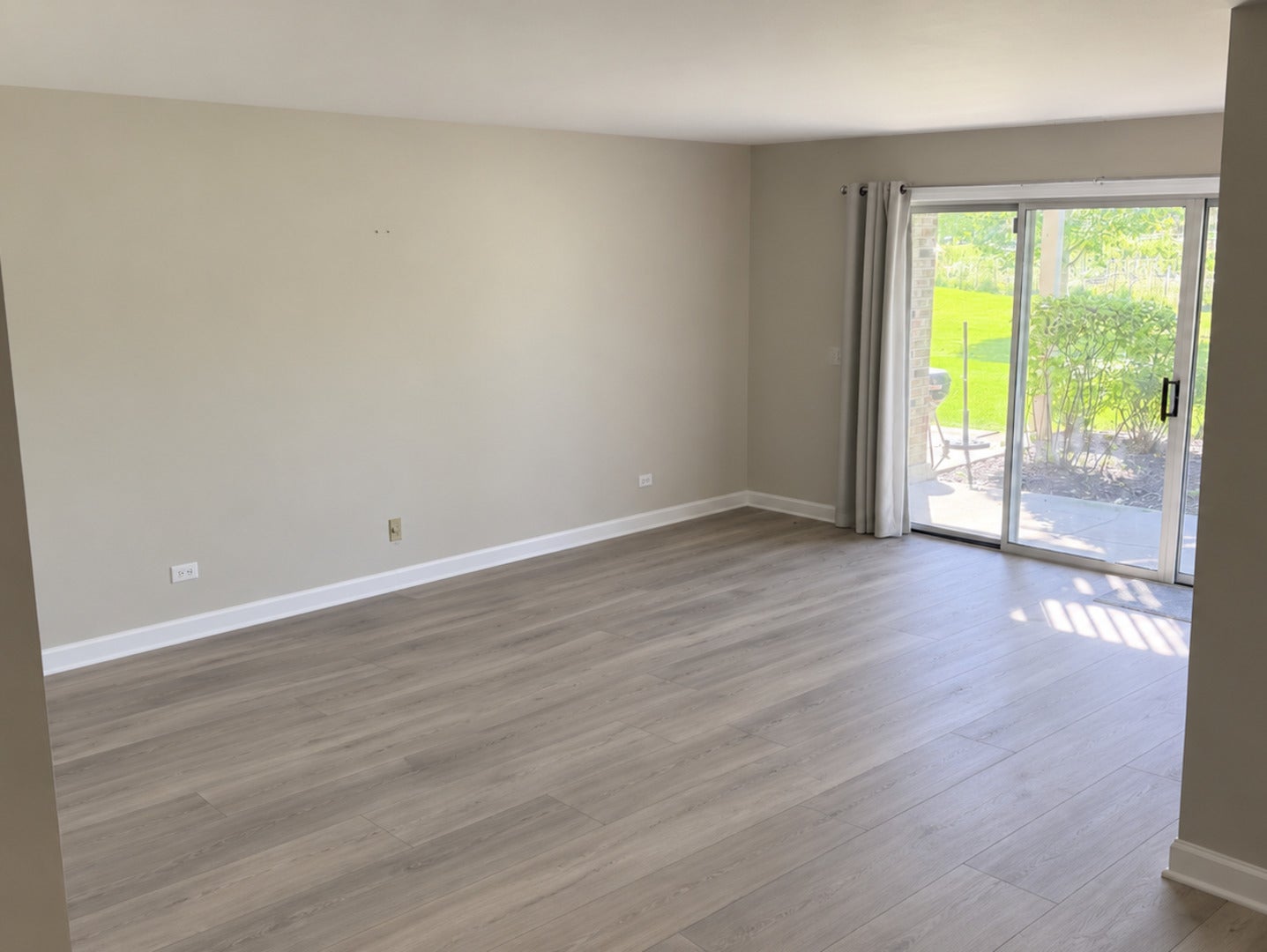 1206 Streamwood Lane