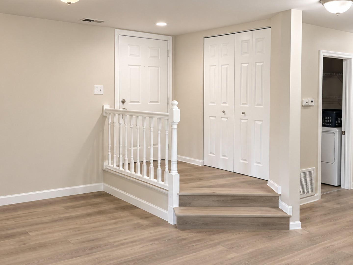 1206 Streamwood Lane