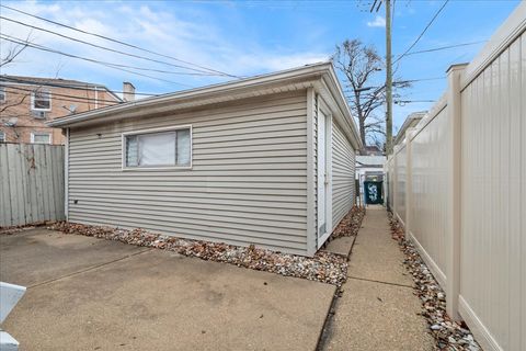 Tiny photo for 5395 N Northwest Highway, Chicago, IL 60630 (MLS # 12582972)