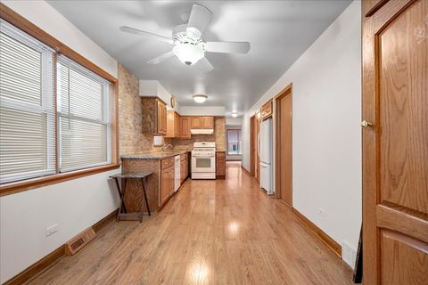 Tiny photo for 5395 N Northwest Highway, Chicago, IL 60630 (MLS # 12582972)