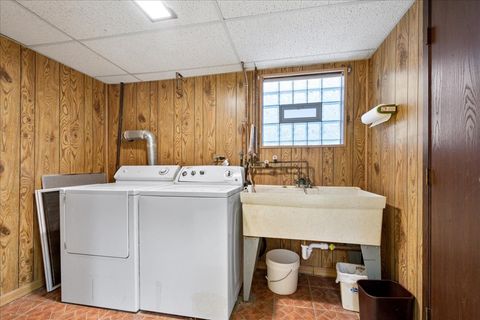 Tiny photo for 5395 N Northwest Highway, Chicago, IL 60630 (MLS # 12582972)