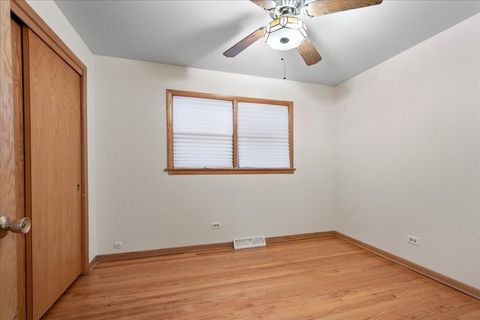 Tiny photo for 5395 N Northwest Highway, Chicago, IL 60630 (MLS # 12582972)