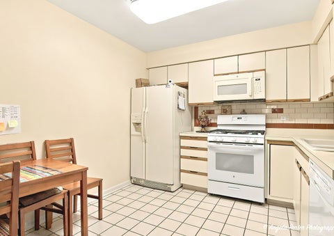 Tiny photo for 400 E Dundee Road #105C, Buffalo Grove, IL 60089 (MLS # 12797930)