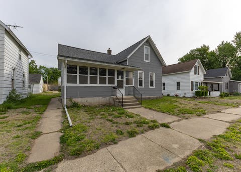 Tiny photo for 1007 16th Avenue, Fulton, IL 61252 (MLS # 12640983)
