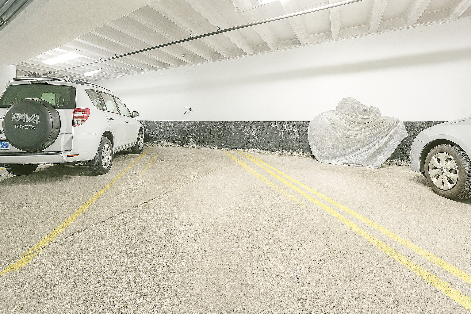 6300 N Sheridan Road 811