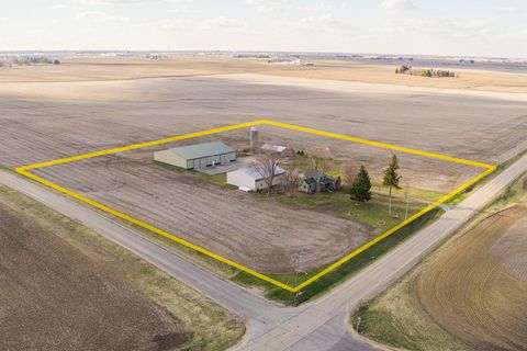 Tiny photo for 17093 Somonauk Road, DeKalb, IL 60115 (MLS # 12598356)