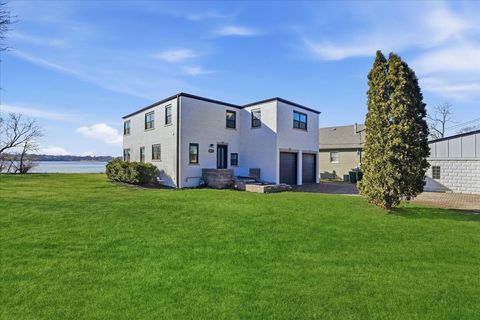 Tiny photo for 297 E Lakeview Avenue, Round Lake Beach, IL 60073 (MLS # 12611803)