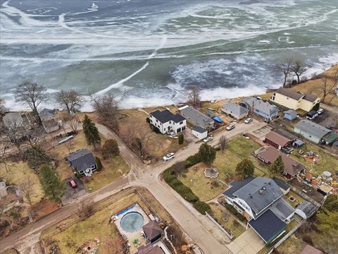 Tiny photo for 297 E Lakeview Avenue, Round Lake Beach, IL 60073 (MLS # 12611803)