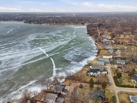 Tiny photo for 297 E Lakeview Avenue, Round Lake Beach, IL 60073 (MLS # 12611803)