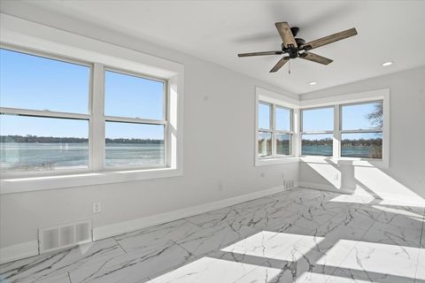 Tiny photo for 297 E Lakeview Avenue, Round Lake Beach, IL 60073 (MLS # 12611803)