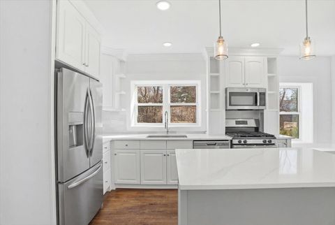 Tiny photo for 297 E Lakeview Avenue, Round Lake Beach, IL 60073 (MLS # 12611803)