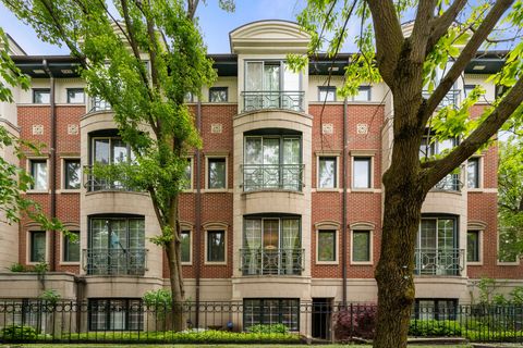 Photo of 1429 S Prairie Avenue, Chicago, IL 60605 (MLS # 12371879)