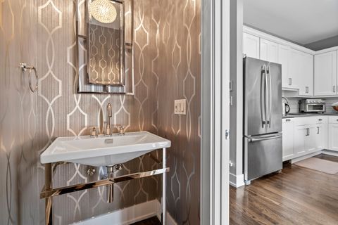 Tiny photo for 1429 S Prairie Avenue, Chicago, IL 60605 (MLS # 12371879)