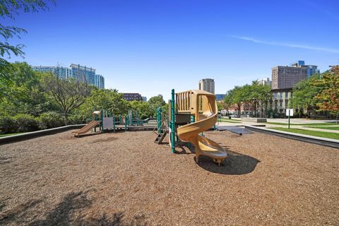 Tiny photo for 1429 S Prairie Avenue, Chicago, IL 60605 (MLS # 12371879)