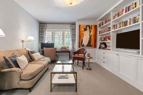 Tiny photo for 1429 S Prairie Avenue, Chicago, IL 60605 (MLS # 12371879)