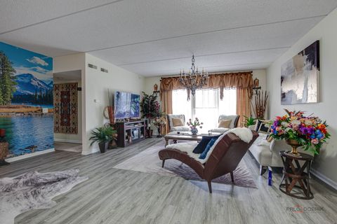 Tiny photo for 7450 Lincoln Avenue #501, Skokie, IL 60076 (MLS # 12621685)