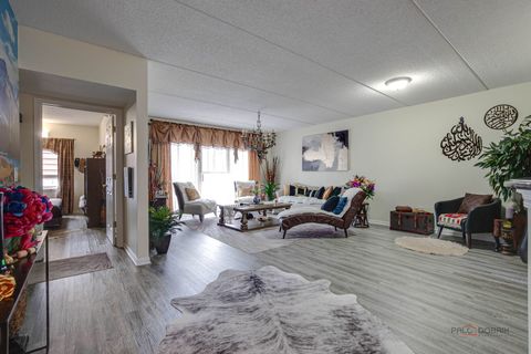 Tiny photo for 7450 Lincoln Avenue #501, Skokie, IL 60076 (MLS # 12621685)