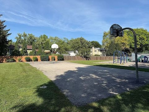 Tiny photo for 4512 Kings Walk Drive #1D, Rolling Meadows, IL 60008 (MLS # 12500904)