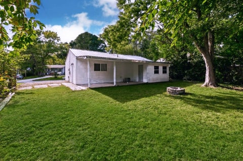 Tiny photo for 110 S Scottswood Drive, Urbana, IL 61802 (MLS # 12665918)