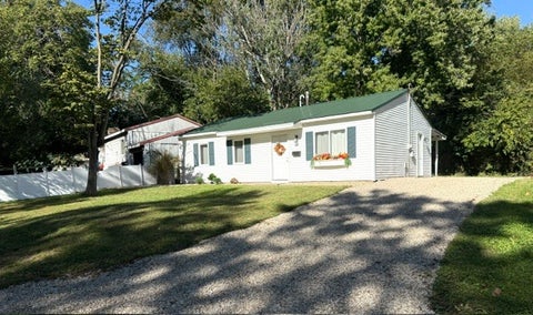 Tiny photo for 110 S Scottswood Drive, Urbana, IL 61802 (MLS # 12665918)
