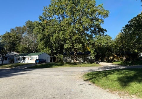 Tiny photo for 110 S Scottswood Drive, Urbana, IL 61802 (MLS # 12665918)