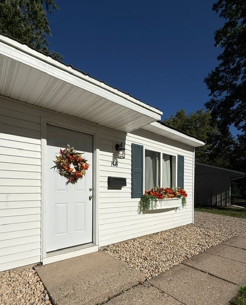 Tiny photo for 110 S Scottswood Drive, Urbana, IL 61802 (MLS # 12665918)