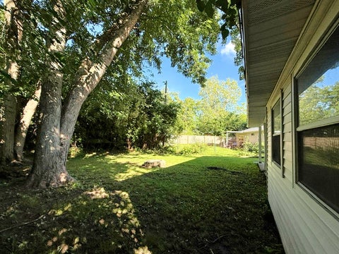 Tiny photo for 110 S Scottswood Drive, Urbana, IL 61802 (MLS # 12665918)