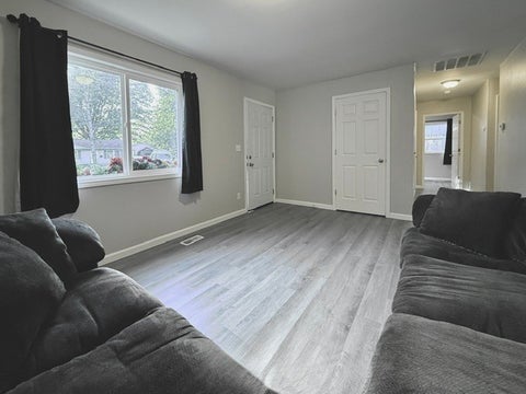 Tiny photo for 110 S Scottswood Drive, Urbana, IL 61802 (MLS # 12665918)