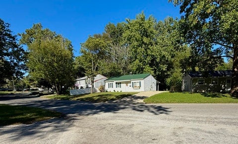 Tiny photo for 110 S Scottswood Drive, Urbana, IL 61802 (MLS # 12665918)