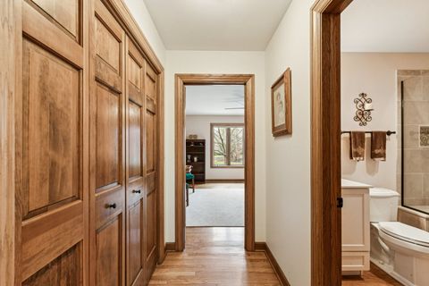 Tiny photo for 54 Gentry Drive, Hawthorn Woods, IL 60047 (MLS # 12601946)