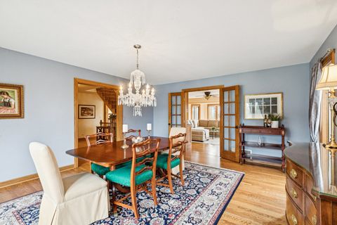 Tiny photo for 54 Gentry Drive, Hawthorn Woods, IL 60047 (MLS # 12601946)