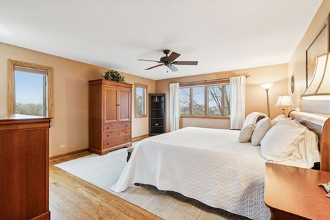 Tiny photo for 54 Gentry Drive, Hawthorn Woods, IL 60047 (MLS # 12601946)