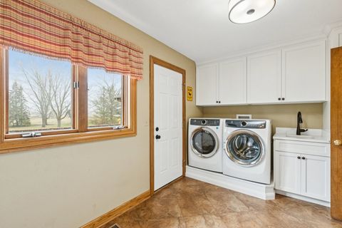 Tiny photo for 54 Gentry Drive, Hawthorn Woods, IL 60047 (MLS # 12601946)