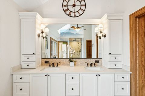 Tiny photo for 54 Gentry Drive, Hawthorn Woods, IL 60047 (MLS # 12601946)