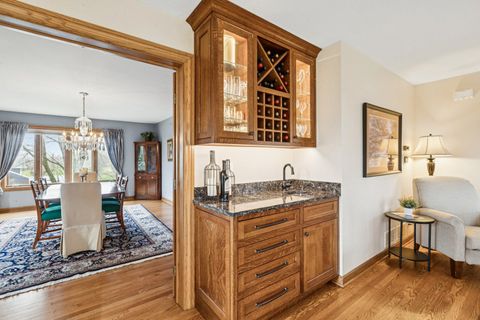 Tiny photo for 54 Gentry Drive, Hawthorn Woods, IL 60047 (MLS # 12601946)