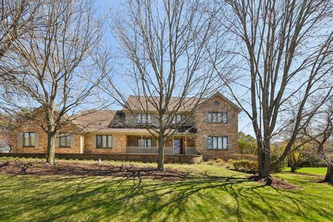 Tiny photo for 54 Gentry Drive, Hawthorn Woods, IL 60047 (MLS # 12601946)