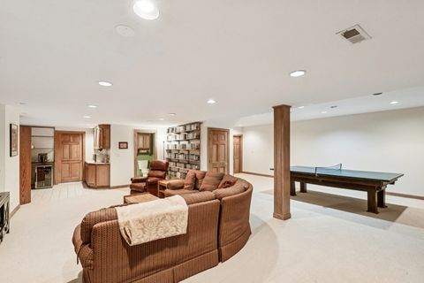 Tiny photo for 54 Gentry Drive, Hawthorn Woods, IL 60047 (MLS # 12601946)