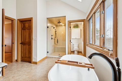 Tiny photo for 54 Gentry Drive, Hawthorn Woods, IL 60047 (MLS # 12601946)