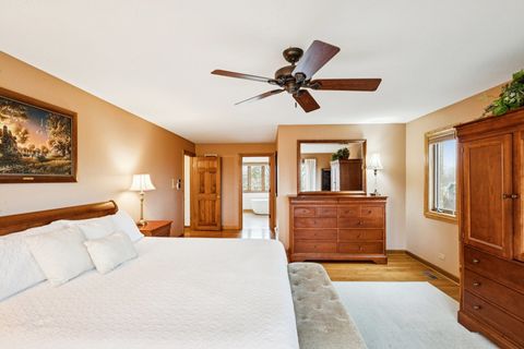 Tiny photo for 54 Gentry Drive, Hawthorn Woods, IL 60047 (MLS # 12601946)