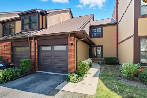Tiny photo for 321 Forestway Lane, Wheeling, IL 60090 (MLS # 12468425)