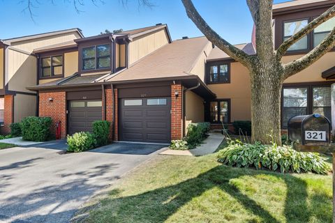Photo of 321 Forestway Lane, Wheeling, IL 60090 (MLS # 12468425)